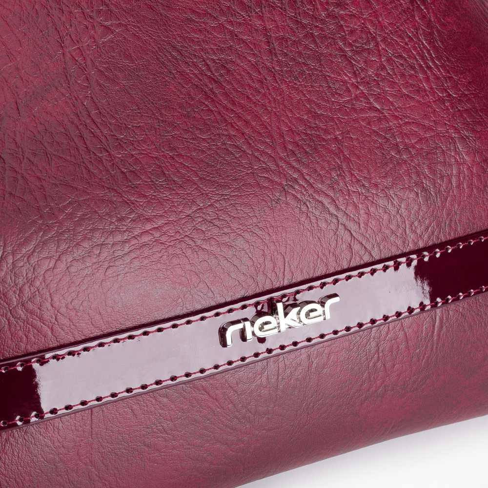 detail Dámská kabelka RIEKER C2537-199/25-073/25 červená W5