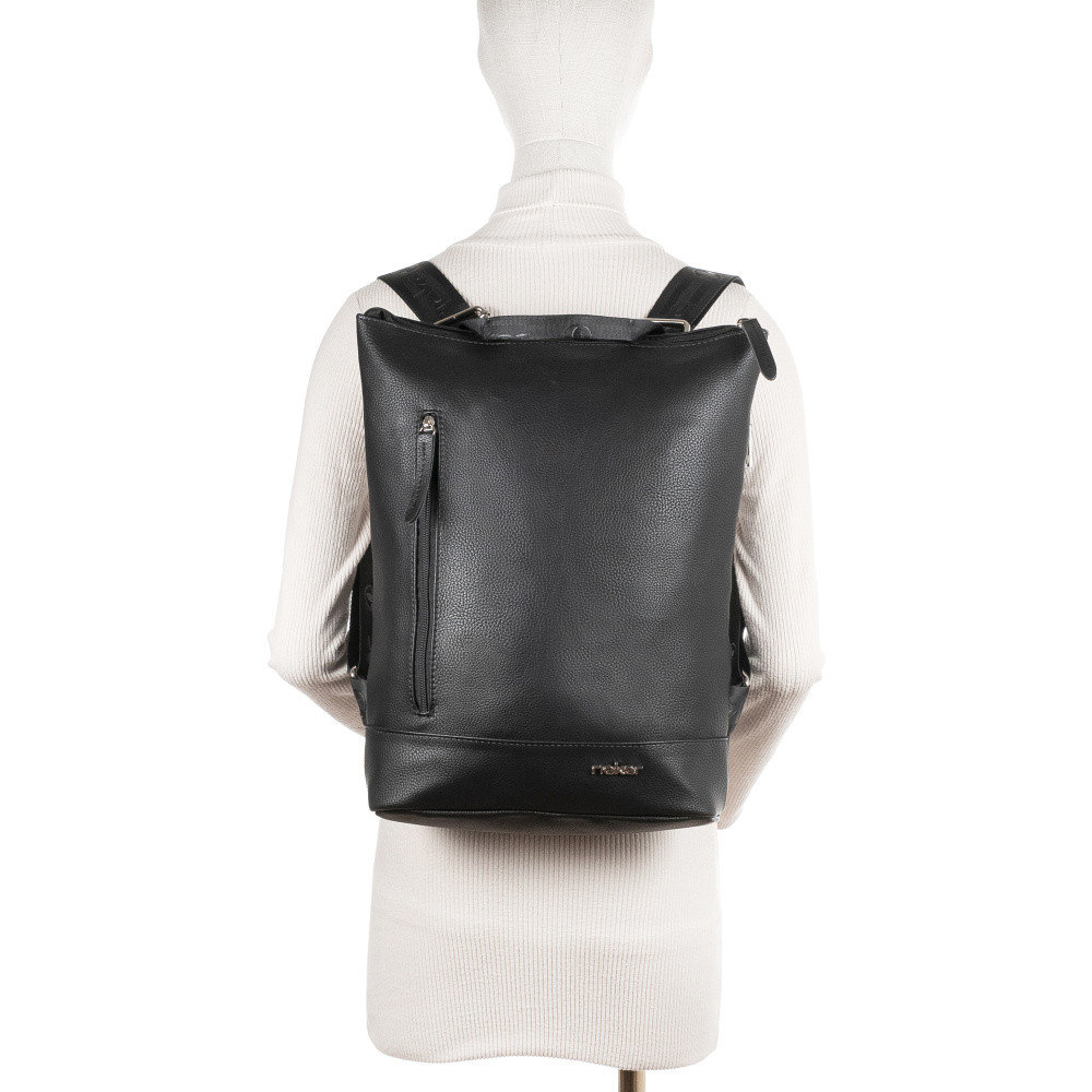 detail Dámský batoh RIEKER C2534-206/H1 černá W5