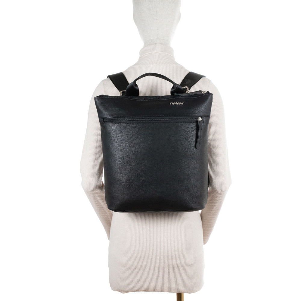 detail Dámský batoh RIEKER C2546-029 černá W5