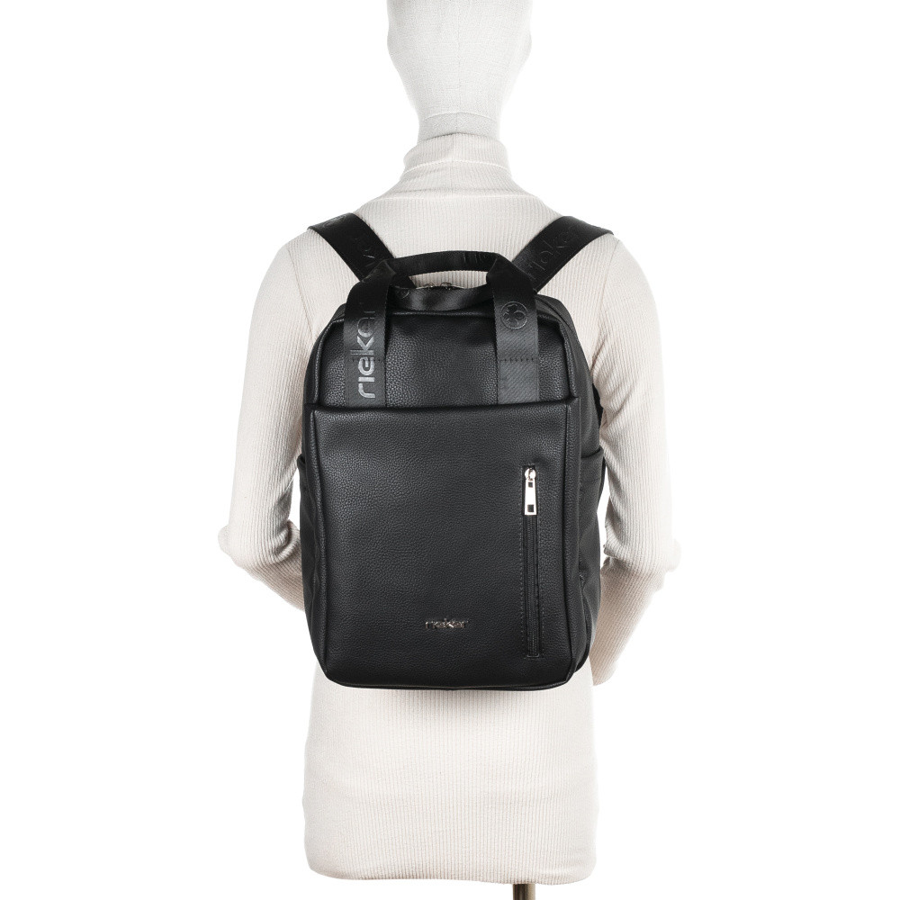 detail Dámský batoh RIEKER C2430-029 černá W5