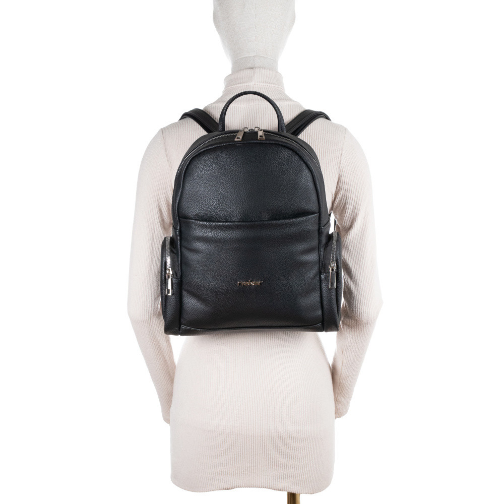 detail Dámský batoh RIEKER C2435-029 černá W5