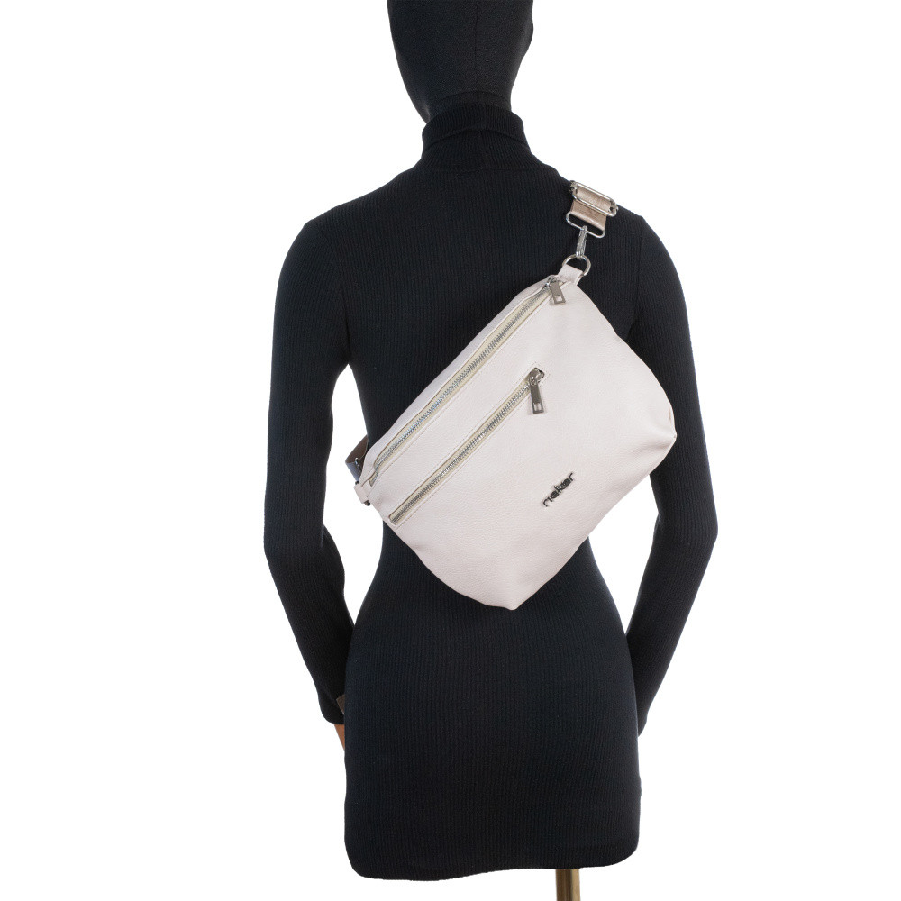 detail Dámská ledvinka RIEKER C2427-168-BES F/S6