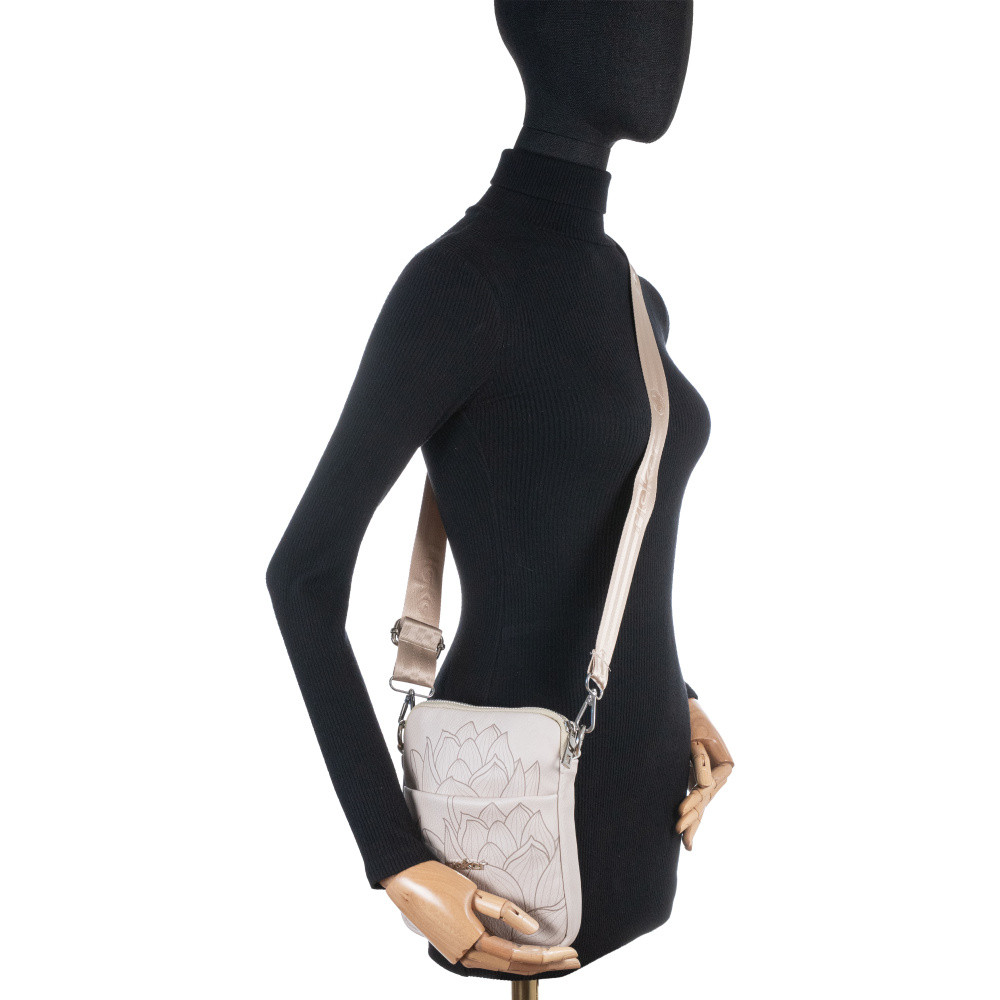 detail Dámská kabelka RIEKER C2221-168-LIL béžová S6