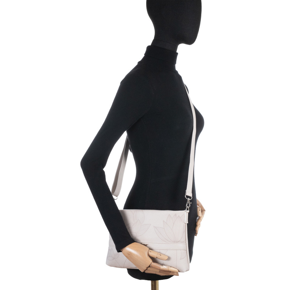 detail Dámská kabelka RIEKER C2537-168-KWT béžová S6