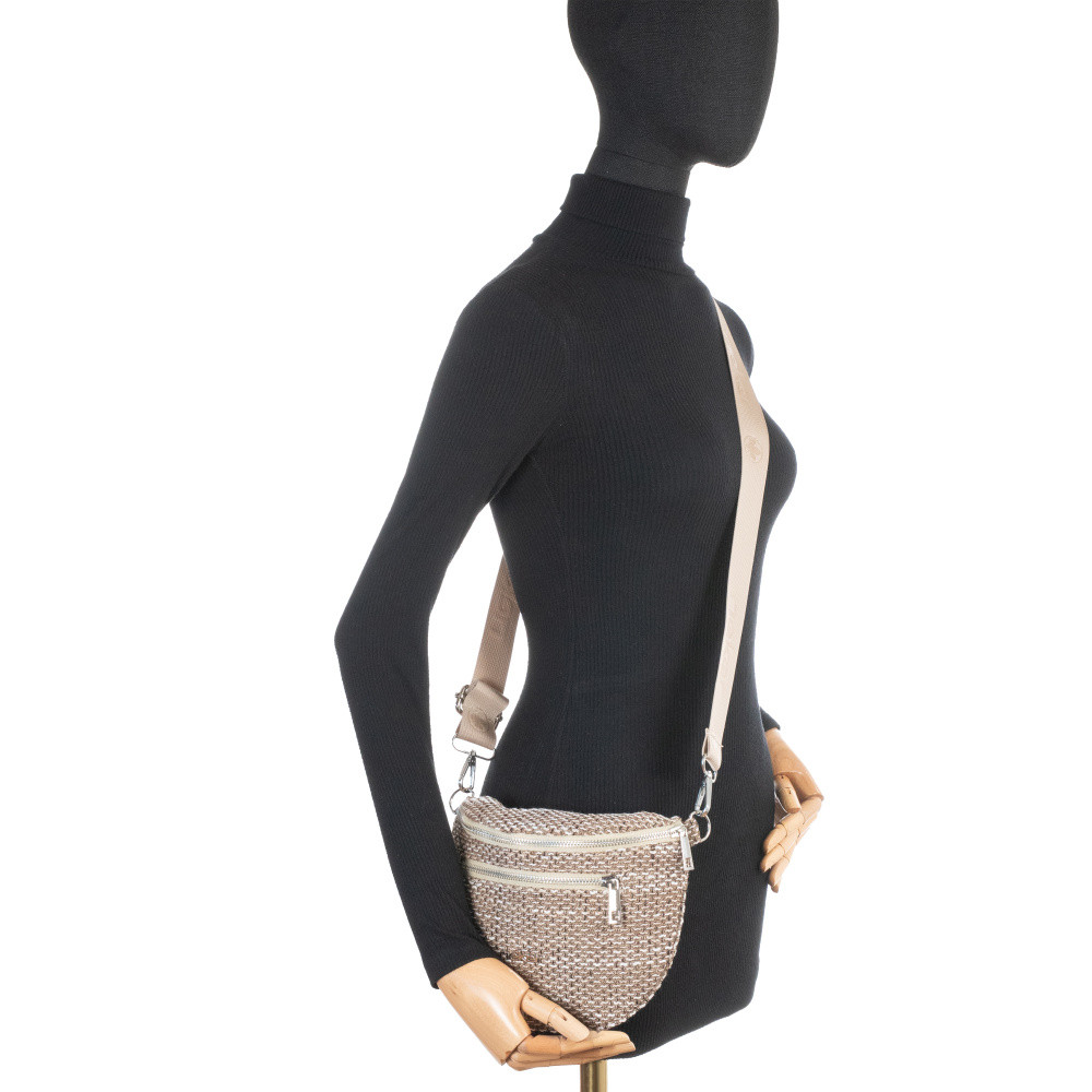 detail Dámská ledvinka RIEKER C2541-144/2 hnědá S6