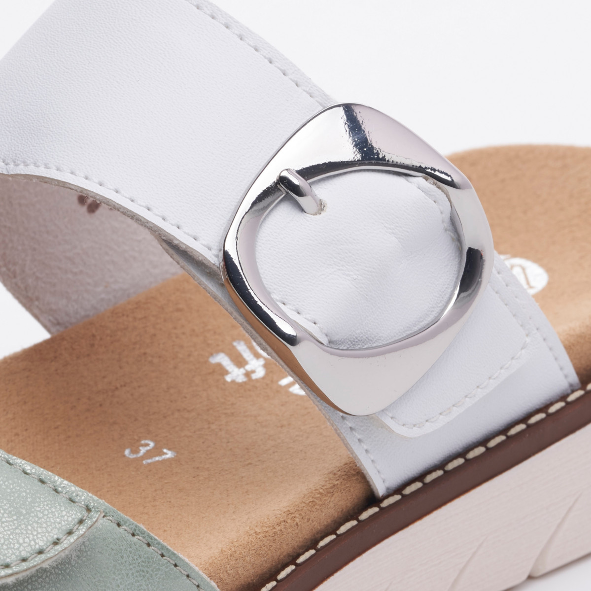 detail Dámské nazouváky REMONTE D2048-52 zelená S3