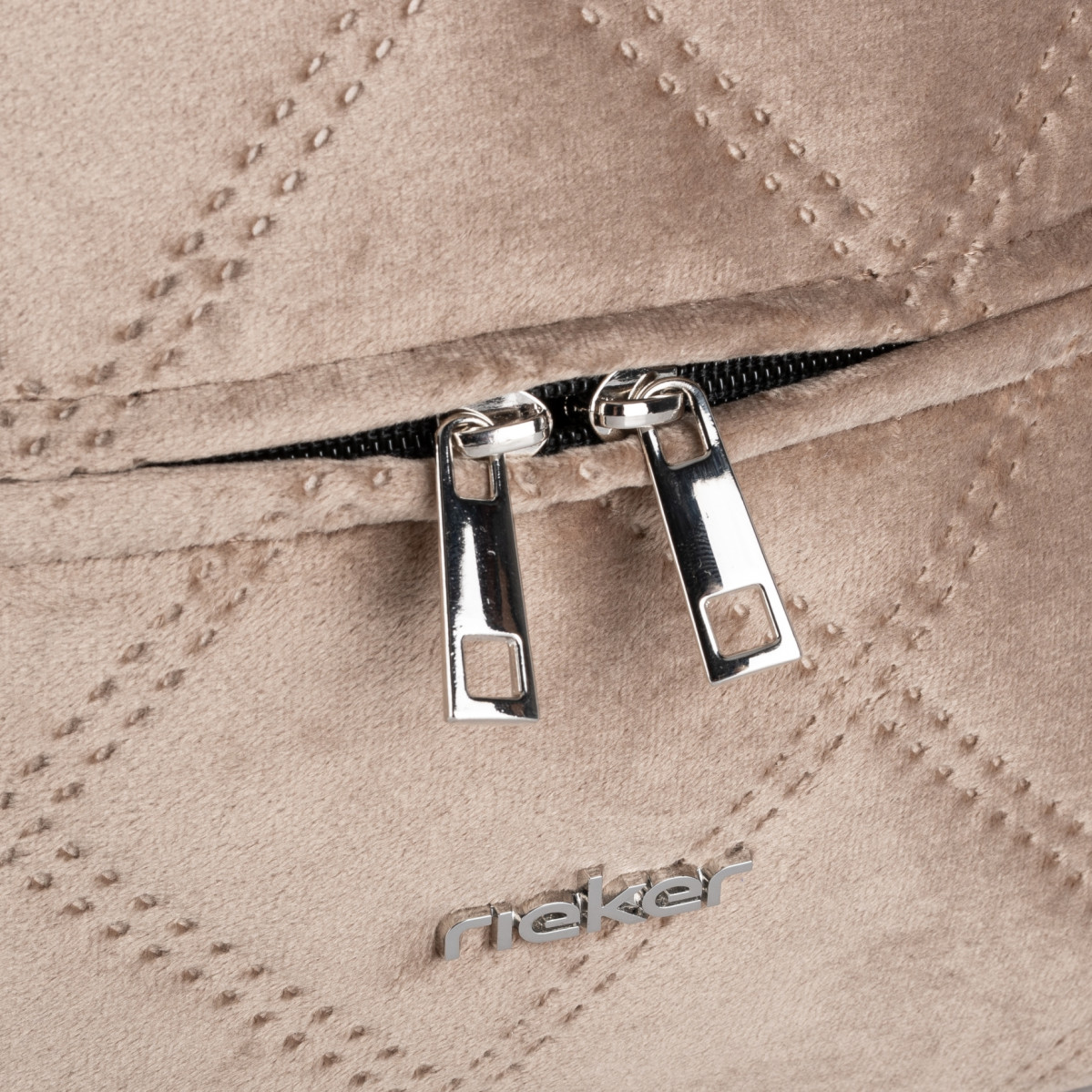 detail Dámská kabelka RIEKER C0092-076-029 béžová S5