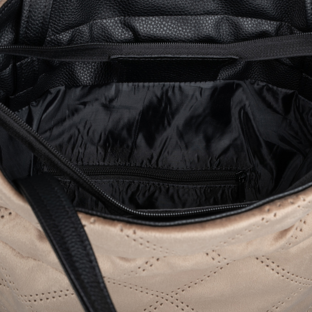 detail Dámská kabelka RIEKER RIE-20102894-S3 béžová