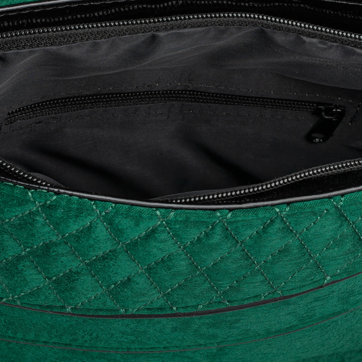 detail Dámská kabelka RIEKER RIE-20102976-S3 zelená