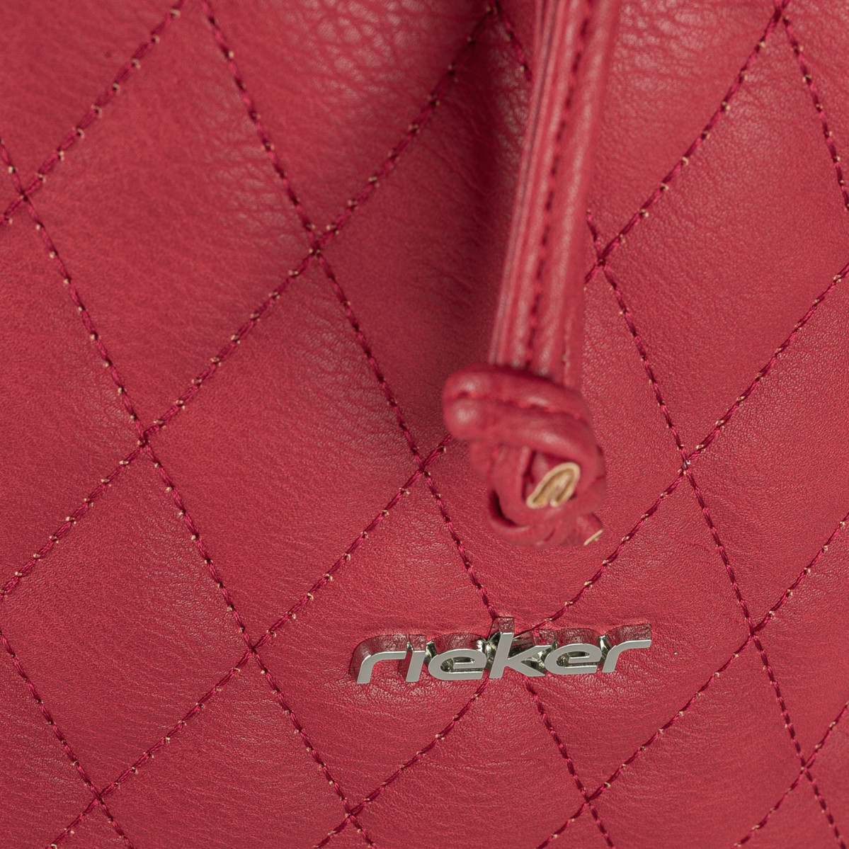 detail Dámská kabelka RIEKER RIE-20103131-S3 červená