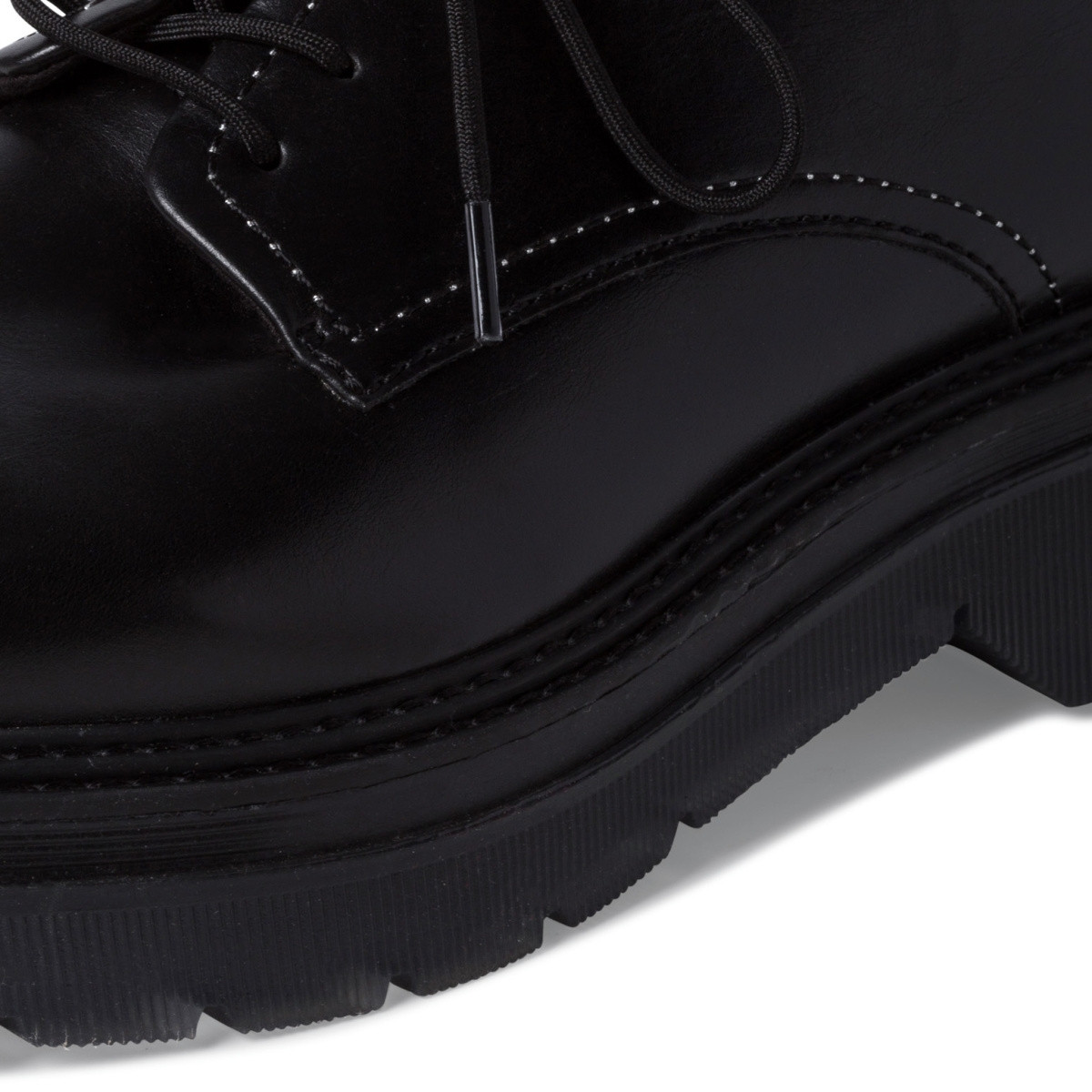 detail Dámské polobotky TAMARIS TAM-10101445-W1 černá