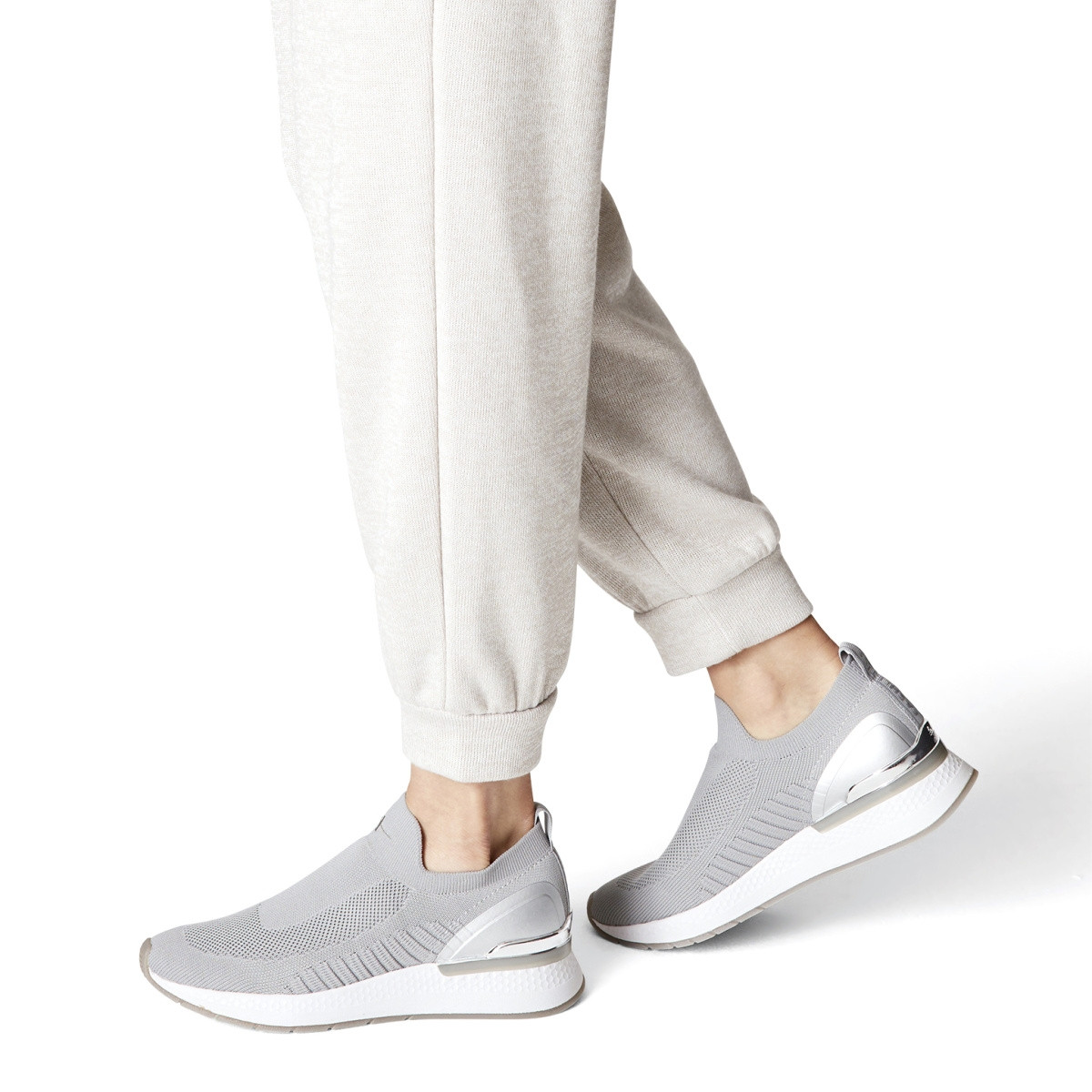 detail Dámské tenisky TAMARIS TAM-10101477-W1 šedá