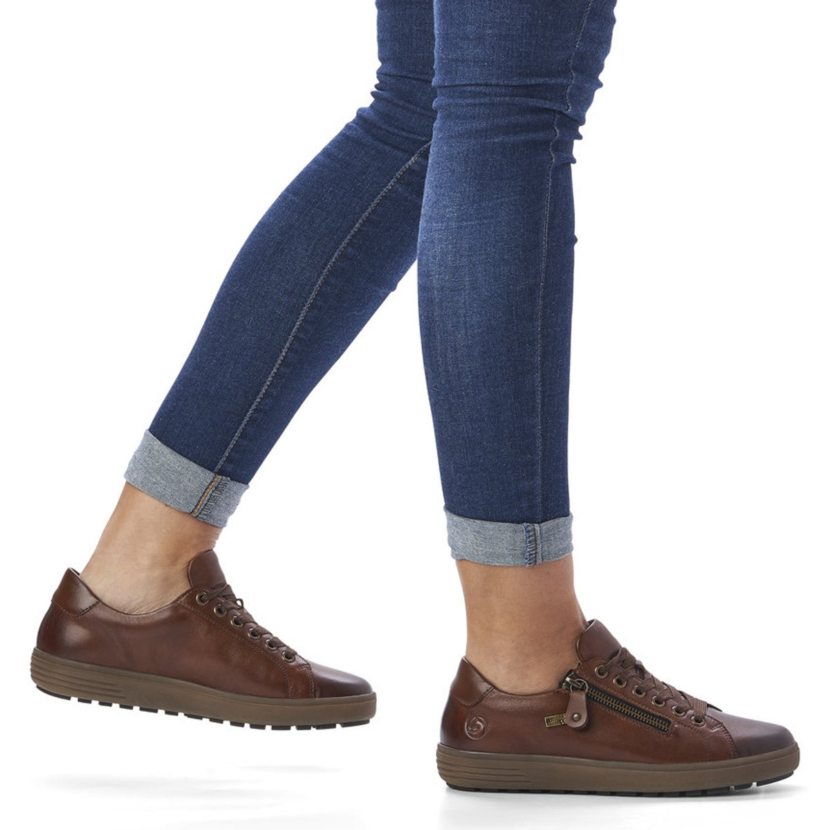 detail Dámske tenisky REMONTE D4400-24 hnedá W1