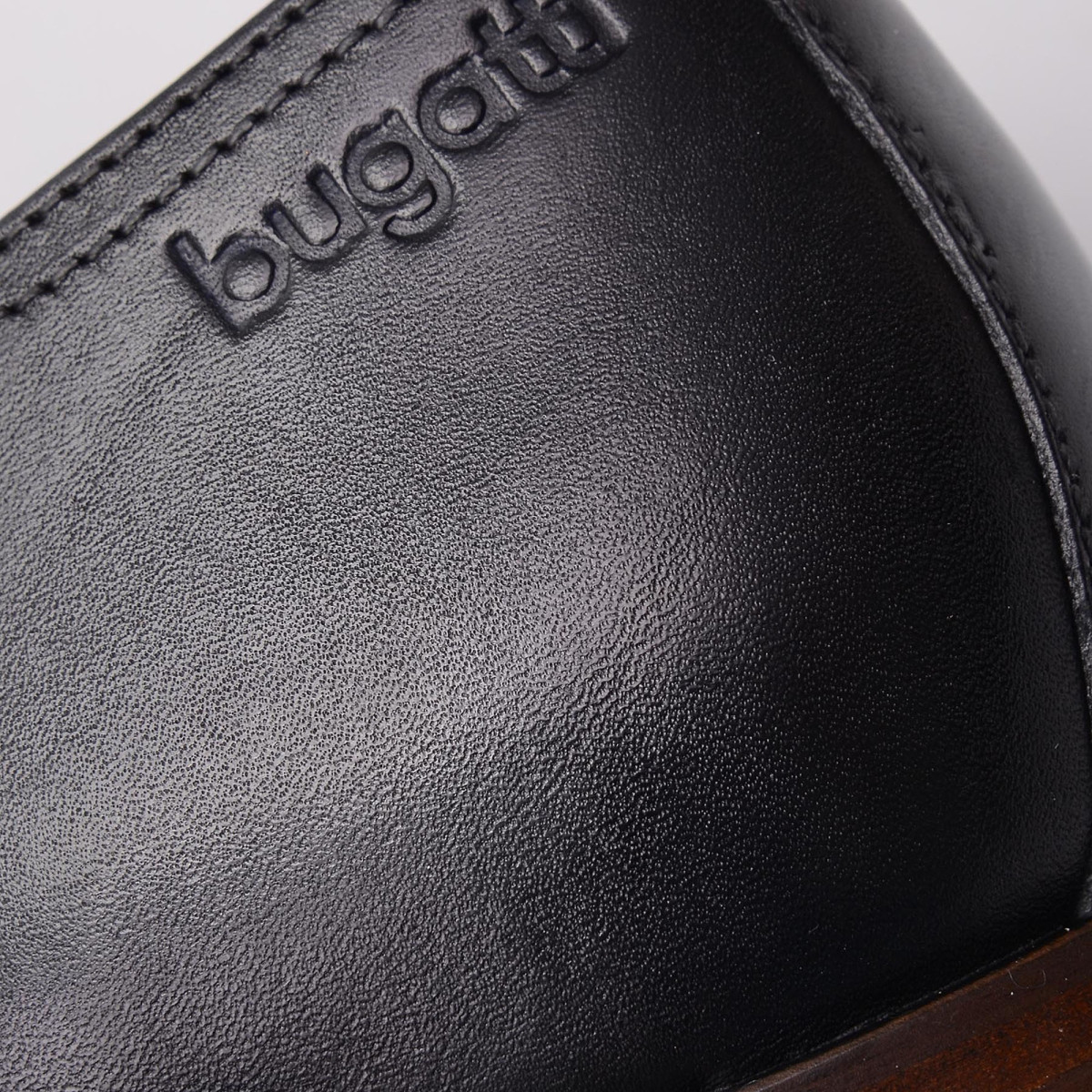 detail Pánská obuv BUGATTI U0815-K1 SCHWARZ 100