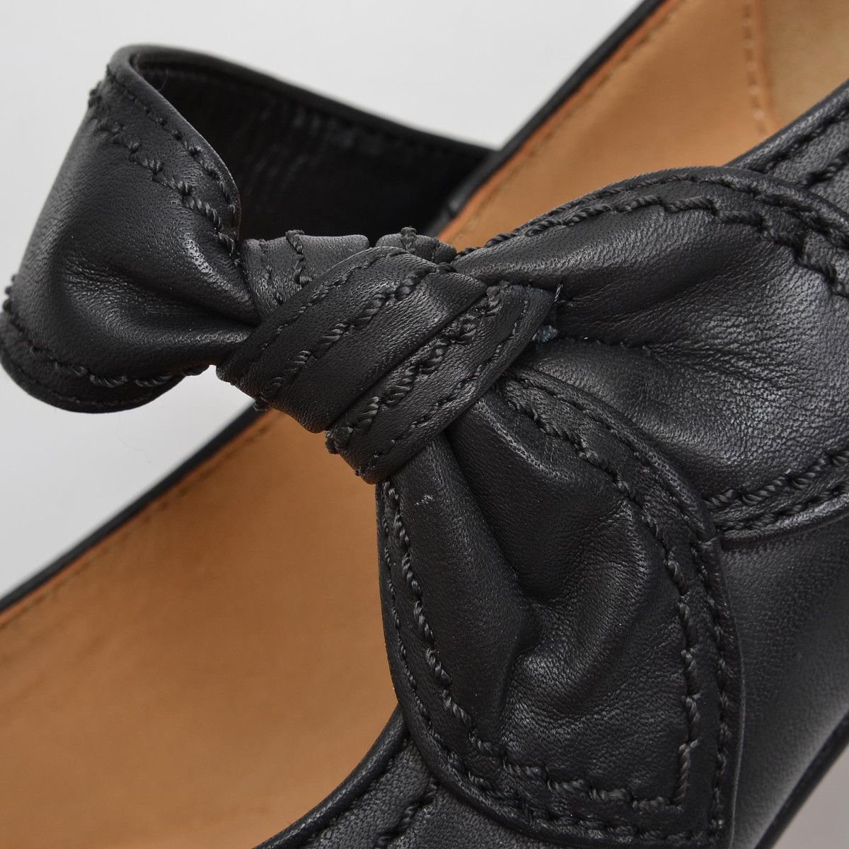 detail Dámské lodičky GABOR GAB-1015869-W8 černá