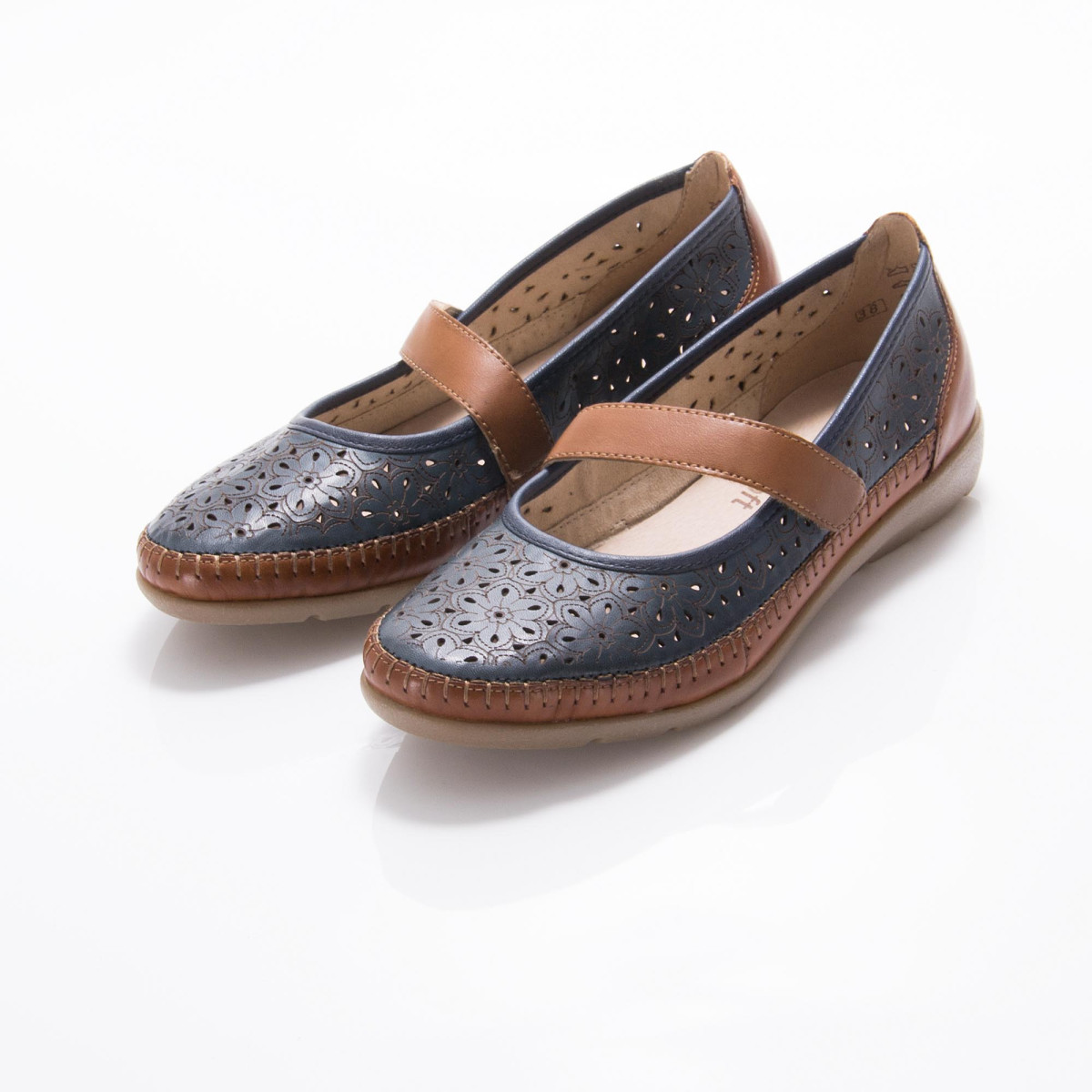 detail Dámské mokasíny REMONTE RIE-1016585-S9 modrá