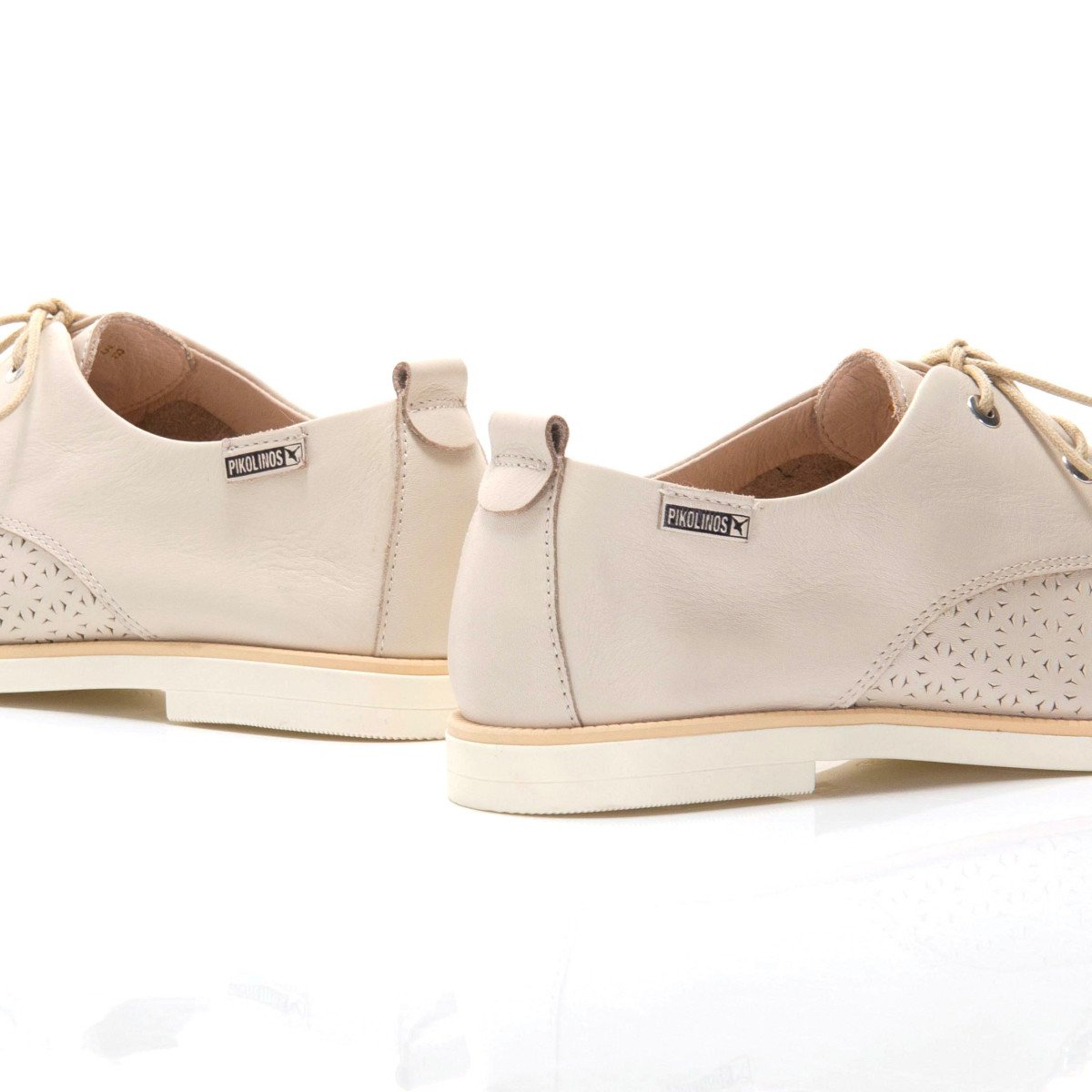 detail Dámské béžové polobotky PIKOLINOS W3V-4828 MARFIL PIKOLINOS F/S 9