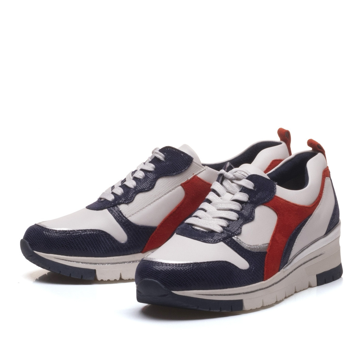 detail Dámské tenisky TAMARIS TAM-1017887-S0 bílá