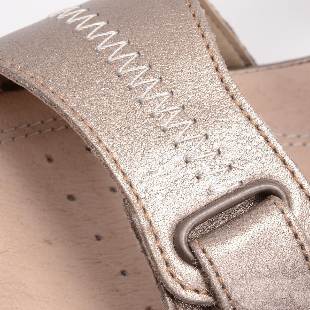 detail Dámské sandály RIEKER R7450/90 GOLD F/S 15