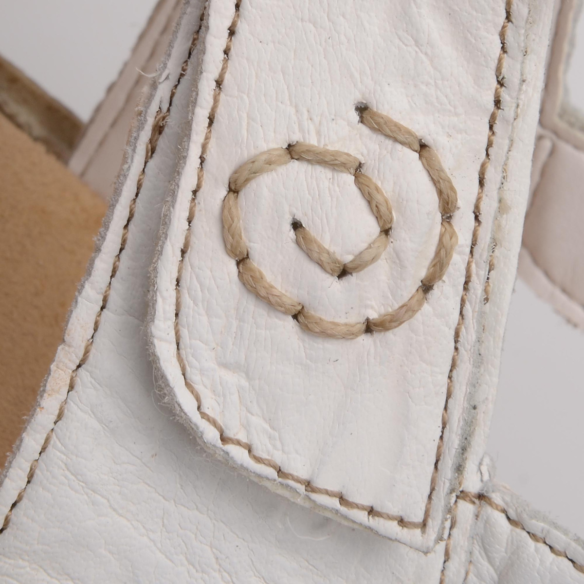 detail Dámske sandále RIEKER 65863/80 WEISS F/S 7