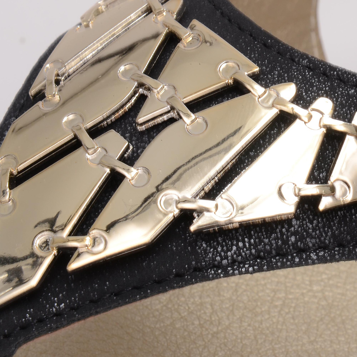 detail Dámská obuv INBLU BM000016 014 NERO INBLU