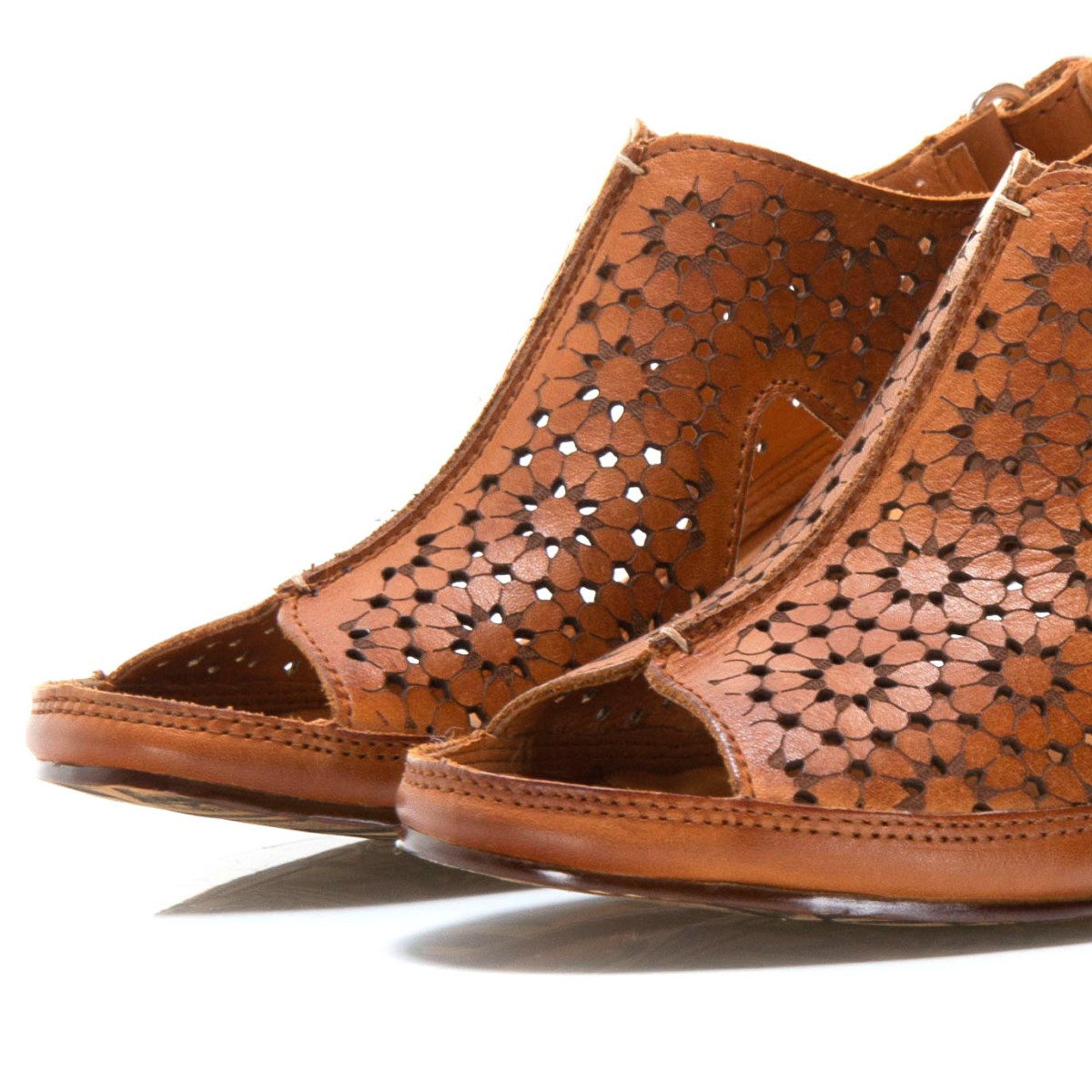 detail Dámské sandály PIKOLINOS W5A-1705 BRANDY PIKOLINOS F/S 9