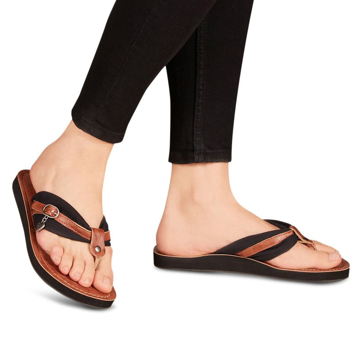 detail Dámské nazouváky TAMARIS 27109-24-015 černá S1