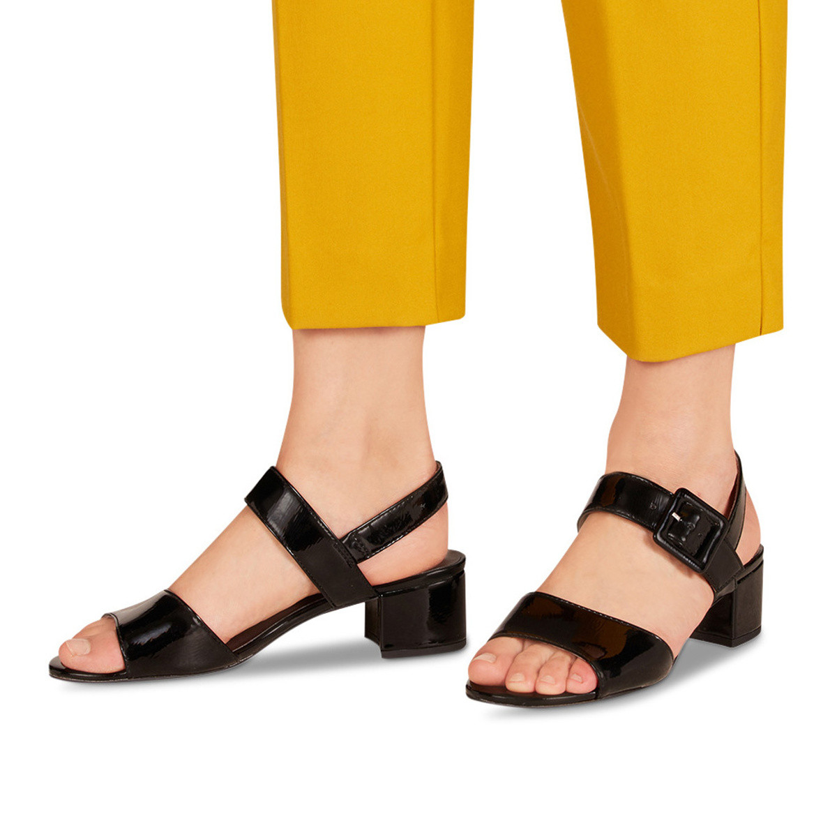 detail Dámské sandály TAMARIS TAM-1027016-S0 černá