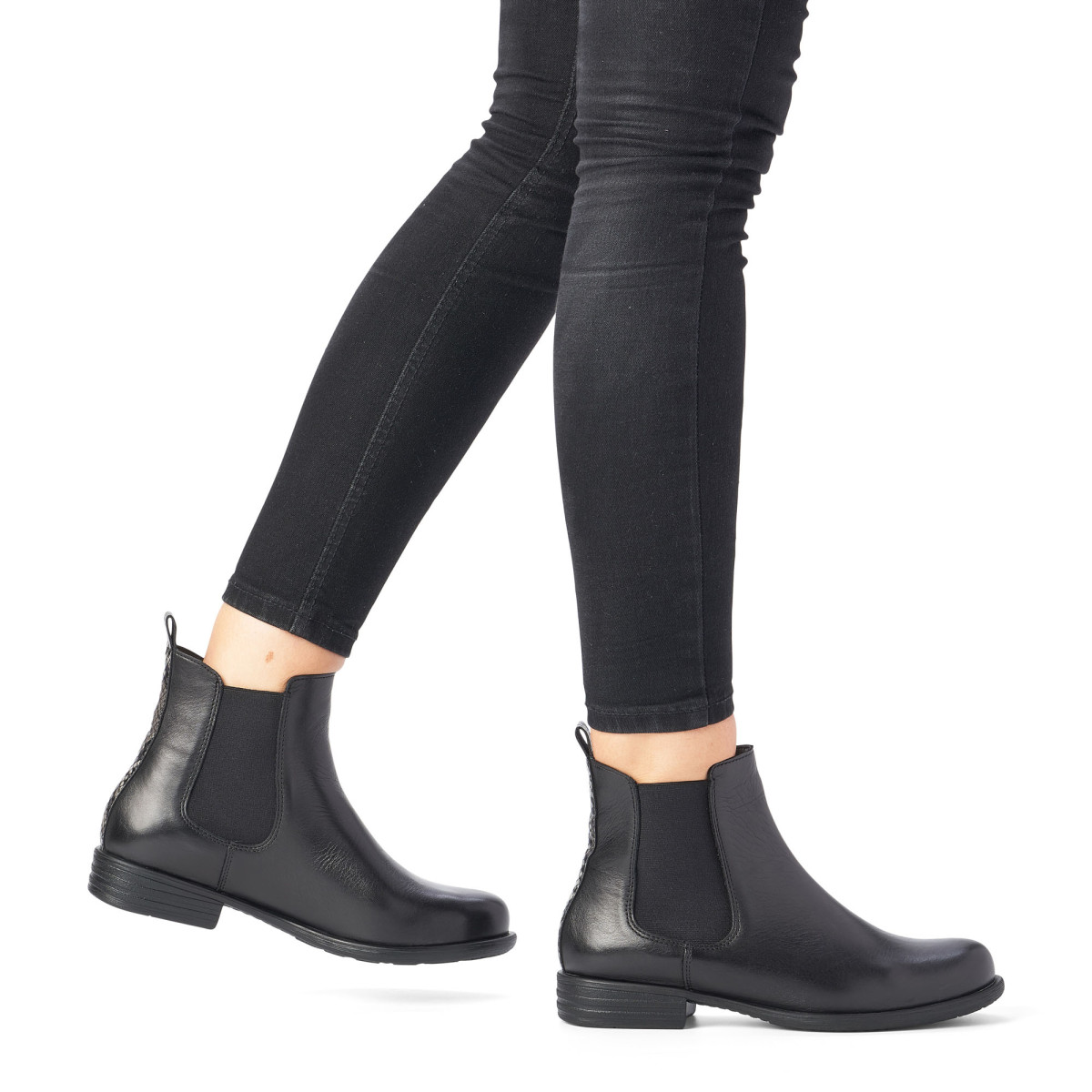 detail Dámská obuv REMONTE RIE-10300638-W0 černá