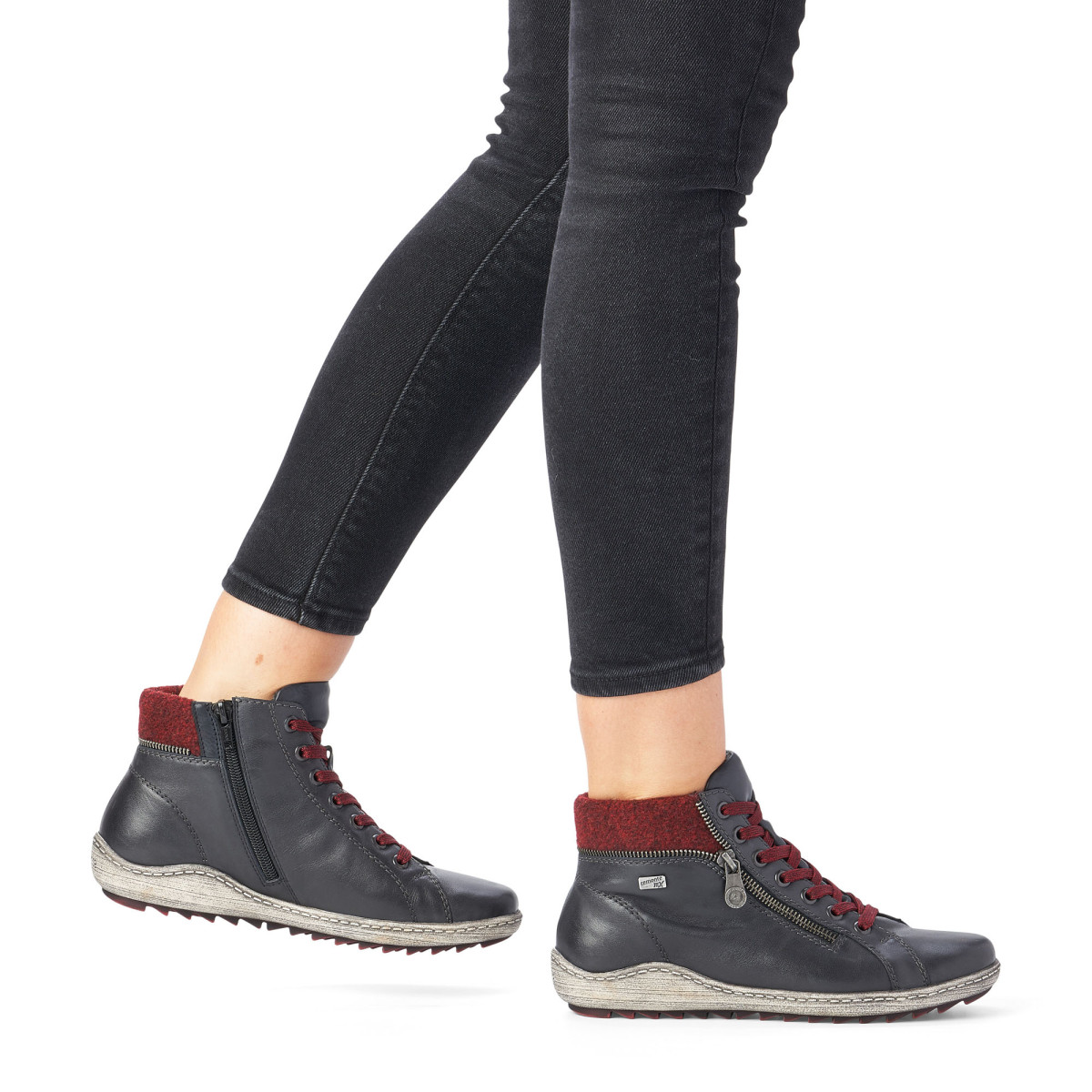 detail Dámská obuv REMONTE RIE-10300644-W0 modrá