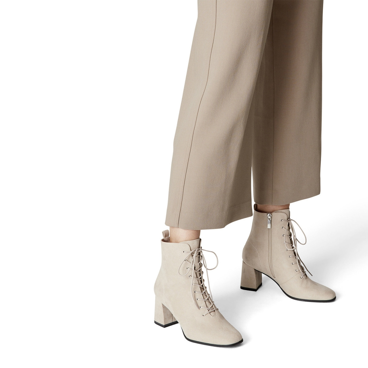 detail Dámská obuv TAMARIS 25123-27-418 béžová W1