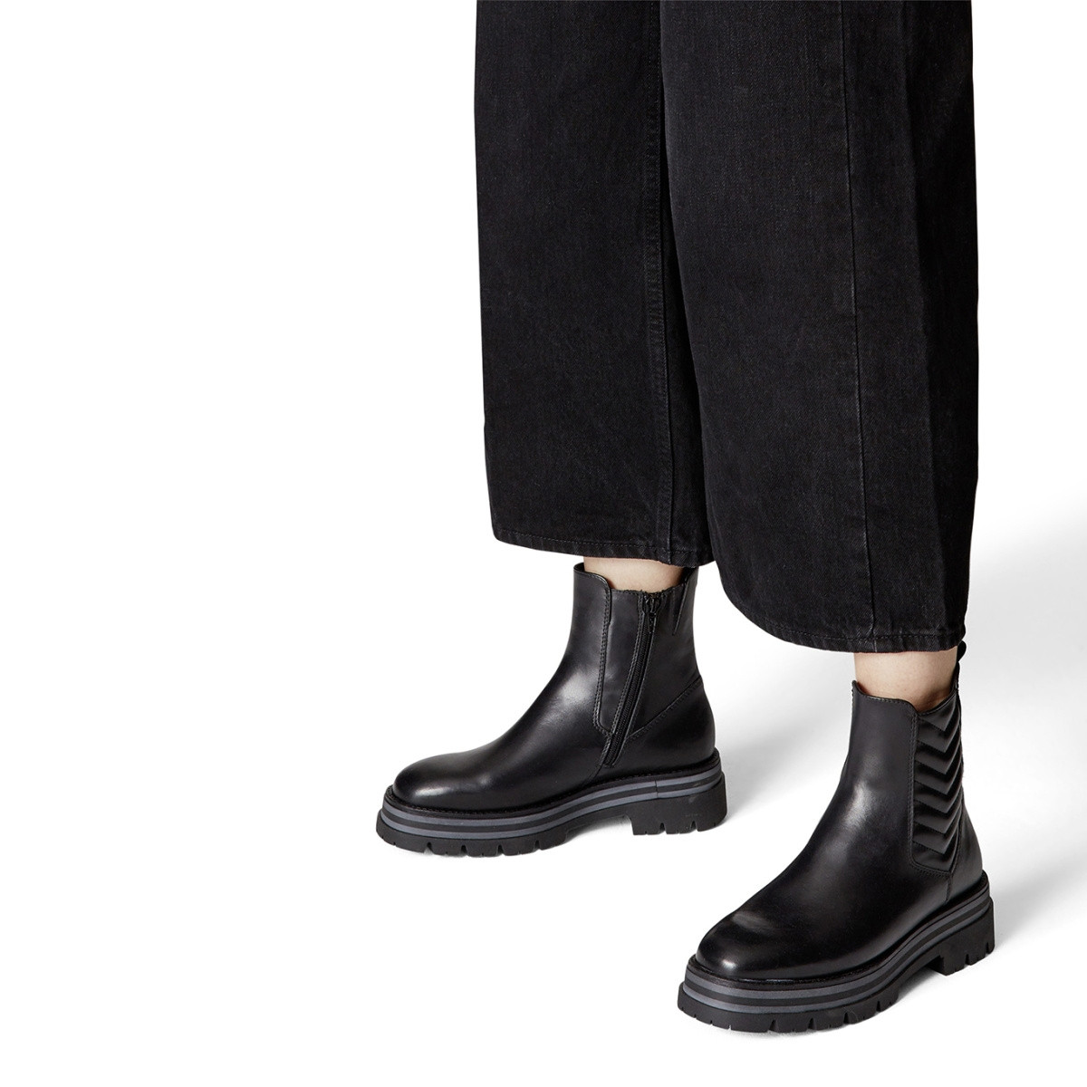 detail Dámská obuv TAMARIS TAM-10301355-W1 černá