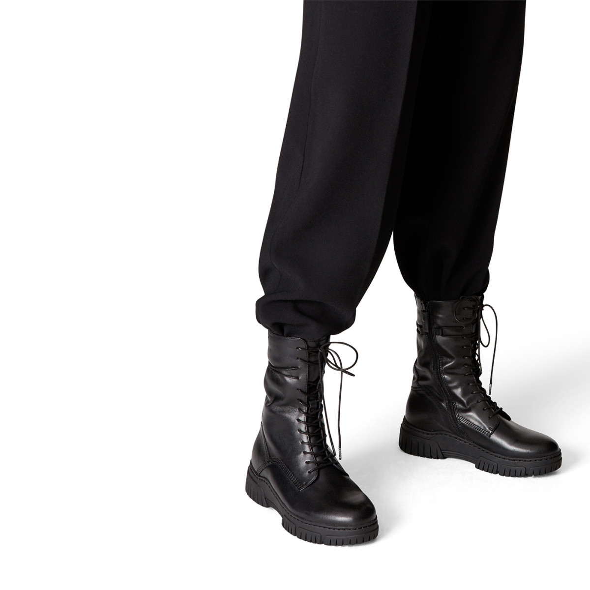 detail Dámská obuv TAMARIS TAM-10301398-W1 černá