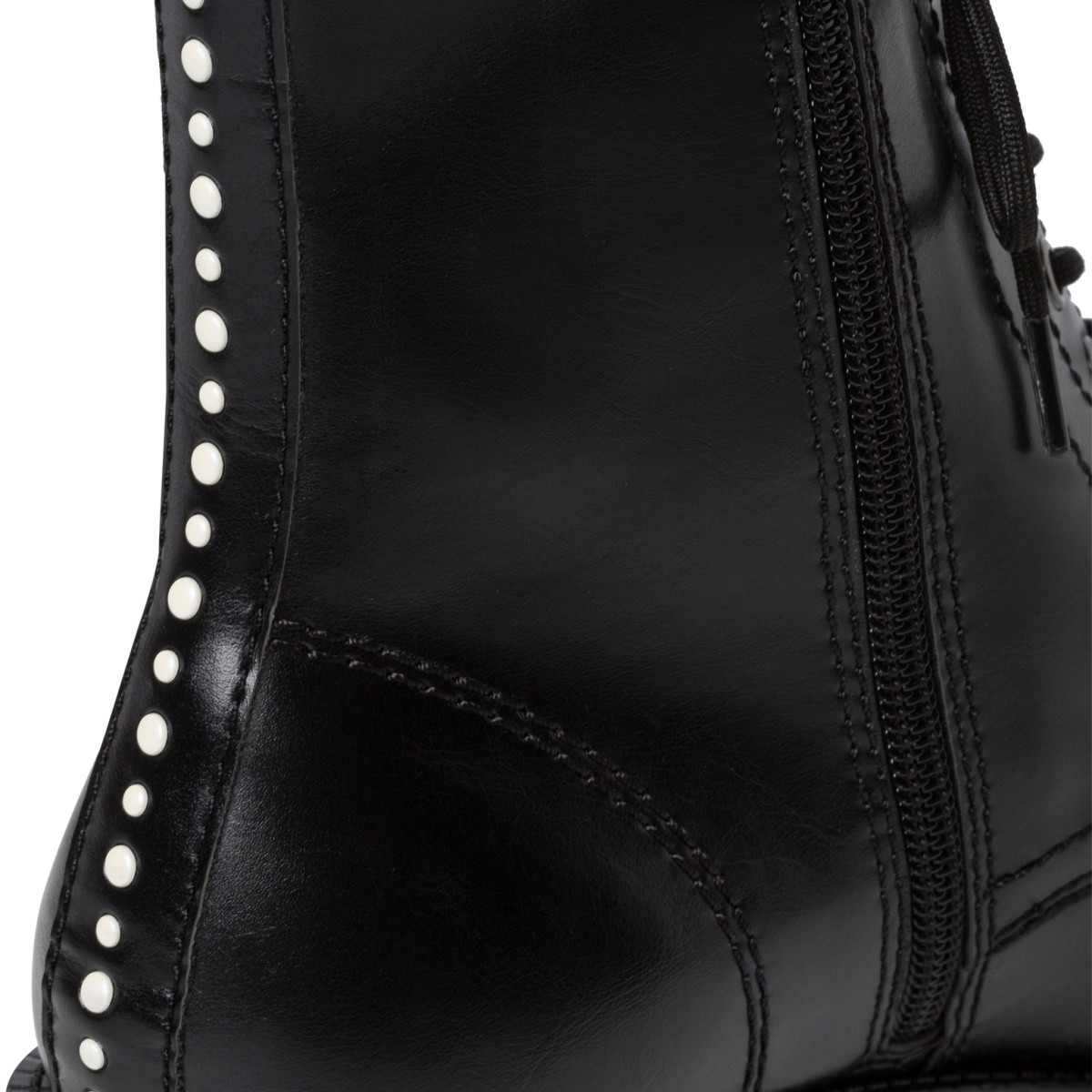 detail Dámská kotníková obuv TAMARIS 25139-37-001 černá W1