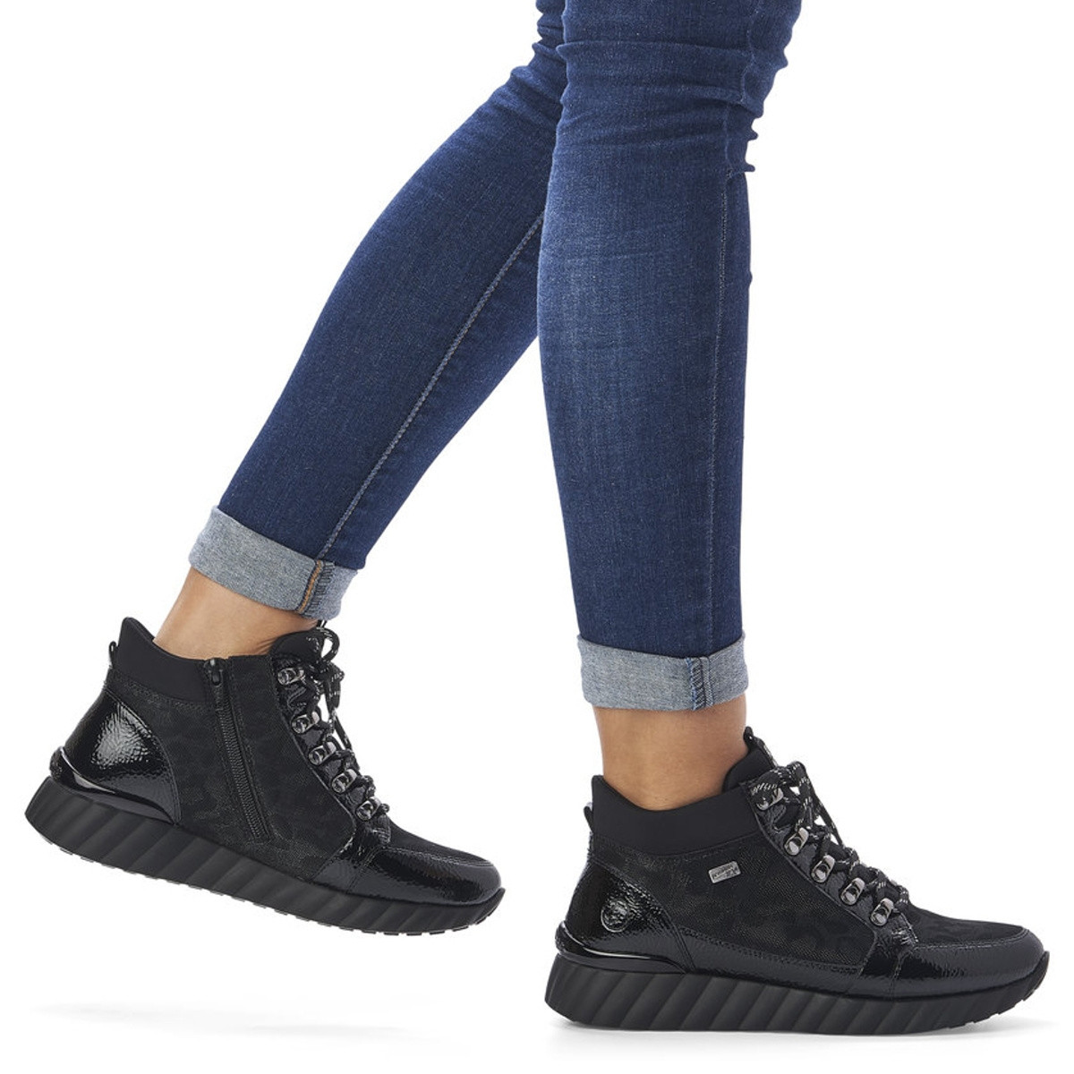 detail Dámská obuv REMONTE RIE-10301555-W1 černá