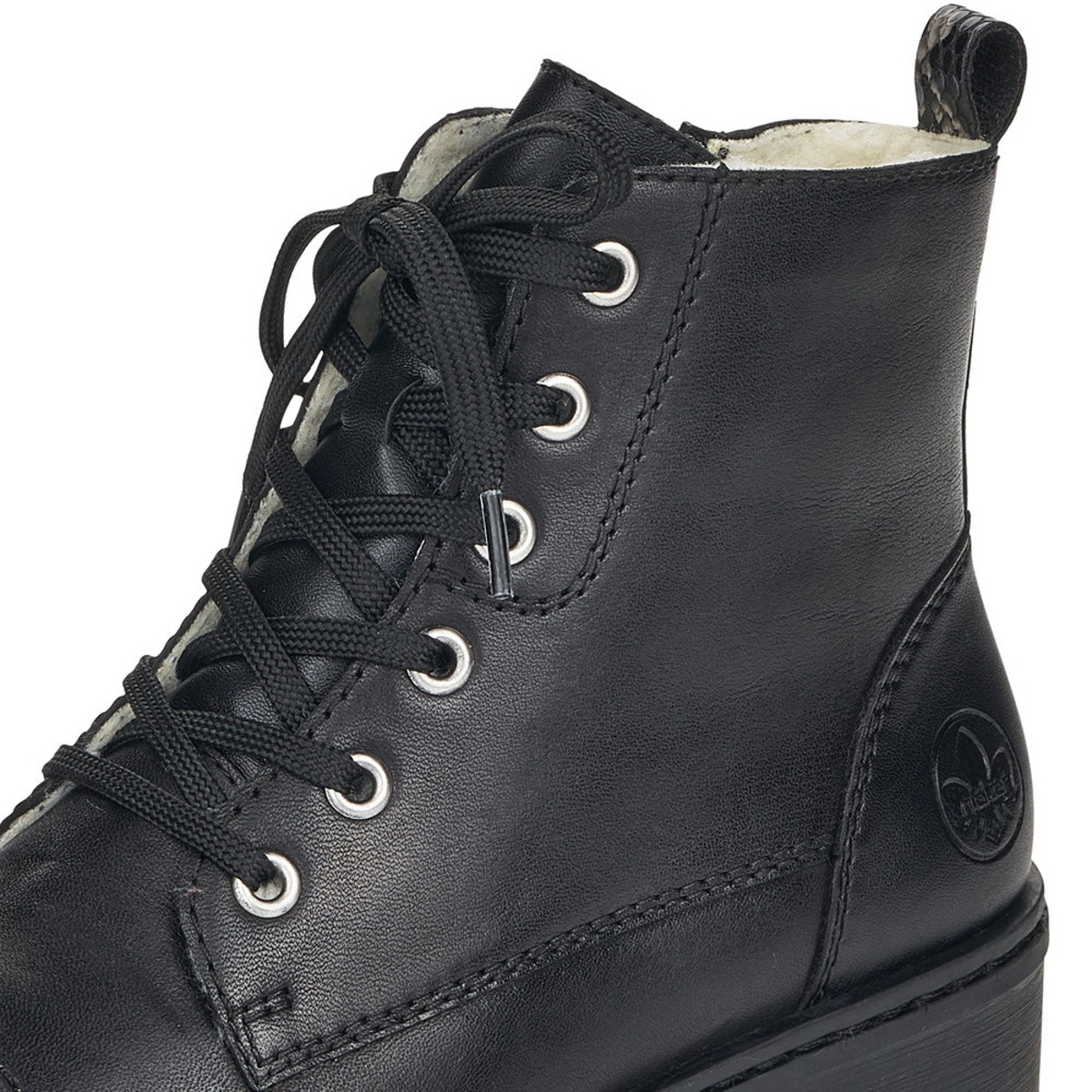 detail Dámska členková obuv RIEKER 75722-01 čierna W1