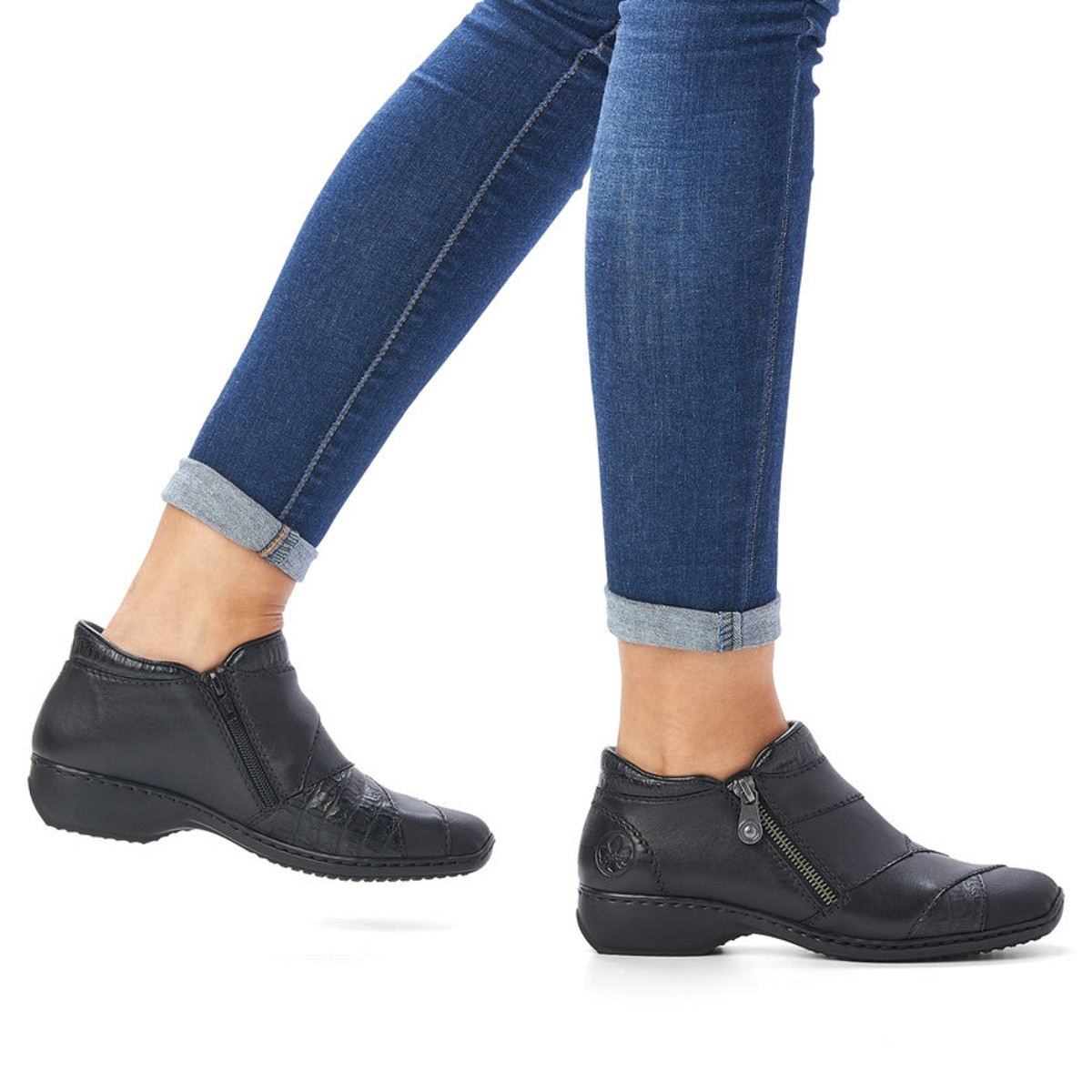 detail Dámská kotníková obuv RIEKER L3871-00 černá W1