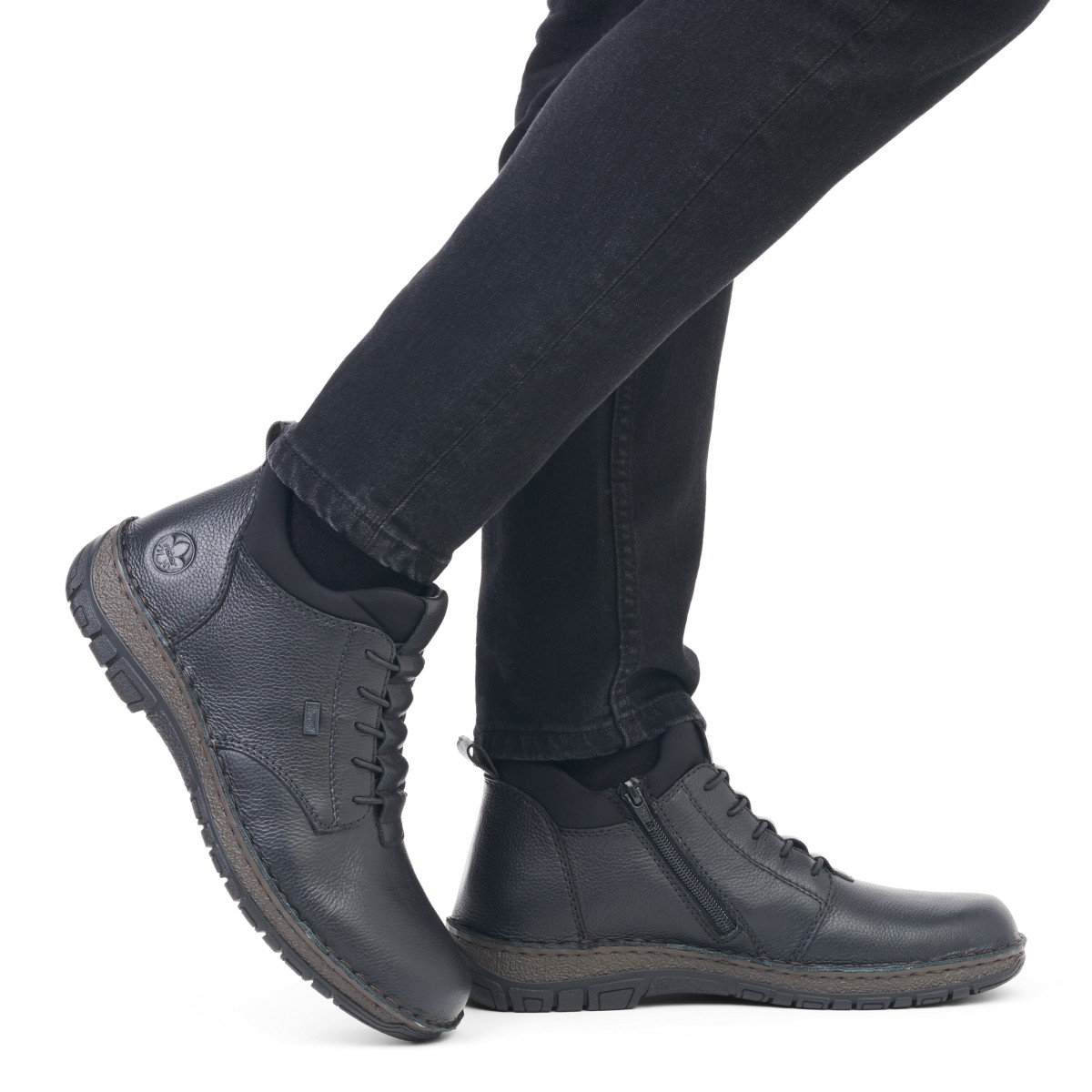 detail Pánská obuv RIEKER RIE-10303889-W3 černá