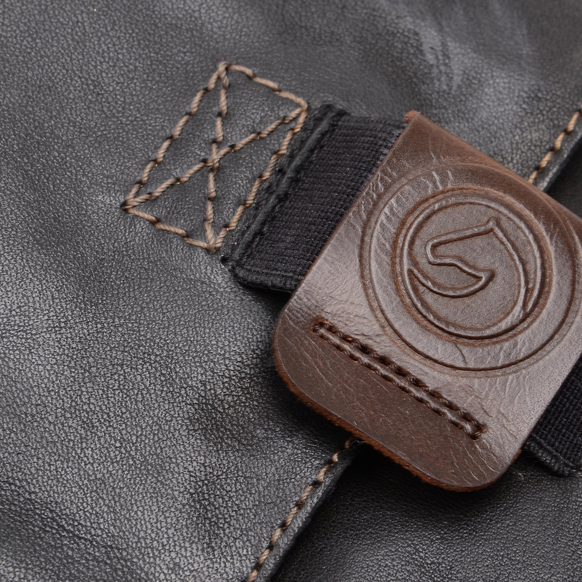 detail Dámska obuv REMONTE - RIEKER D8271/01 SCHWARZ H/W 7