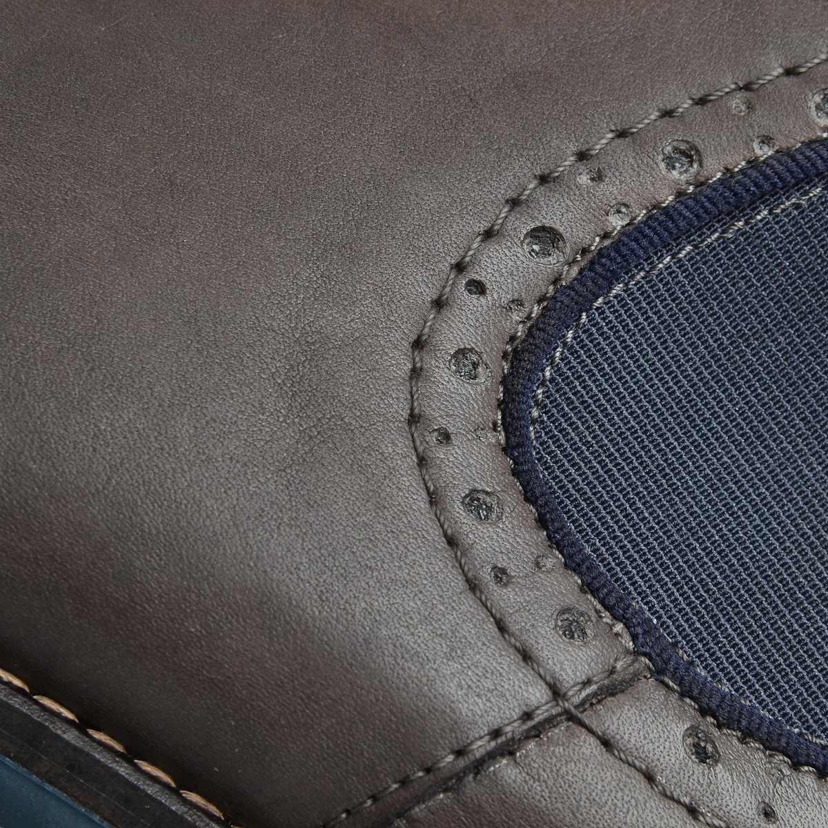 detail Dámska členková obuv REMONTE D8581/45 GRAU KOMBI H/W 8
