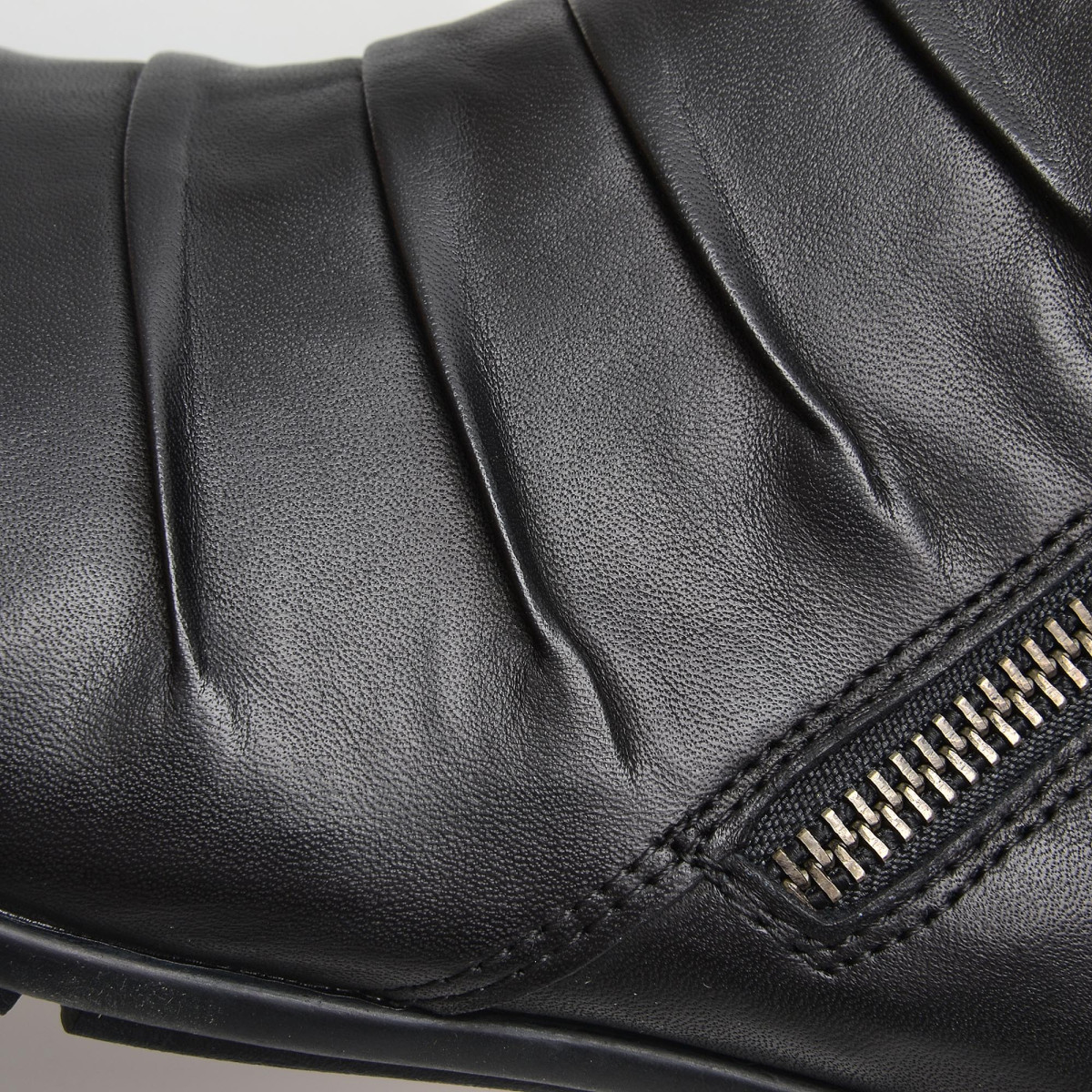 detail Dámská obuv REMONTE BY RIEKER R7571/01 SCHWARZ H/W 8