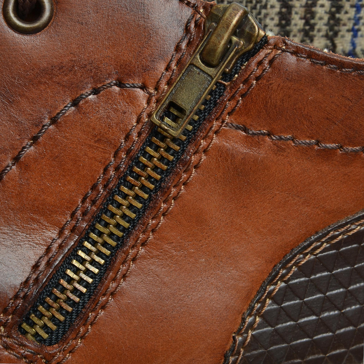 detail Pánské hnědé kotníkové boty RIEKER B1344/25 BRAUN H/W 8