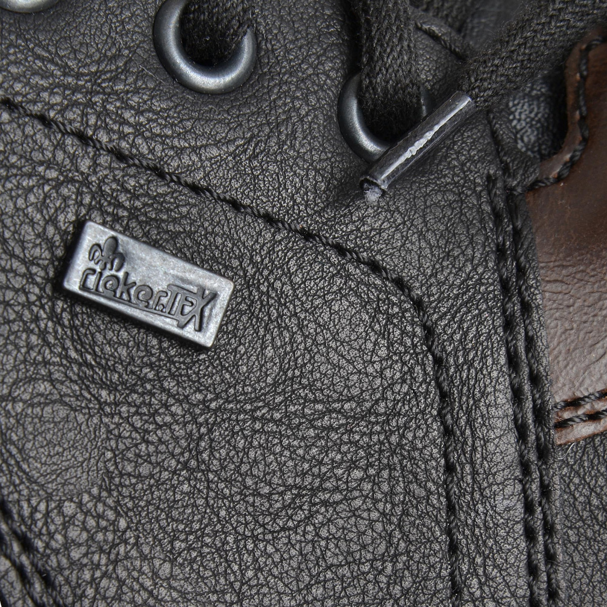 detail Pánská kotníková obuv RIEKER 38434-00 černá W6
