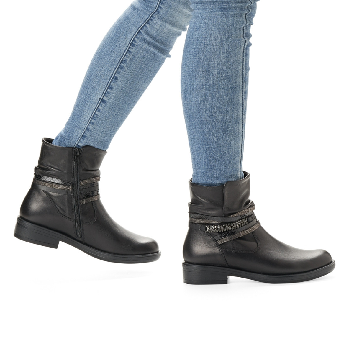 detail Dámska členková obuv REMONTE R4980-01 čierna W0