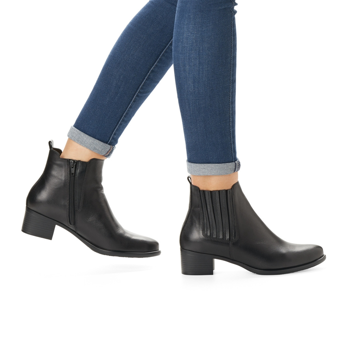 detail Dámská obuv REMONTE RIE-1036939-W9 černá