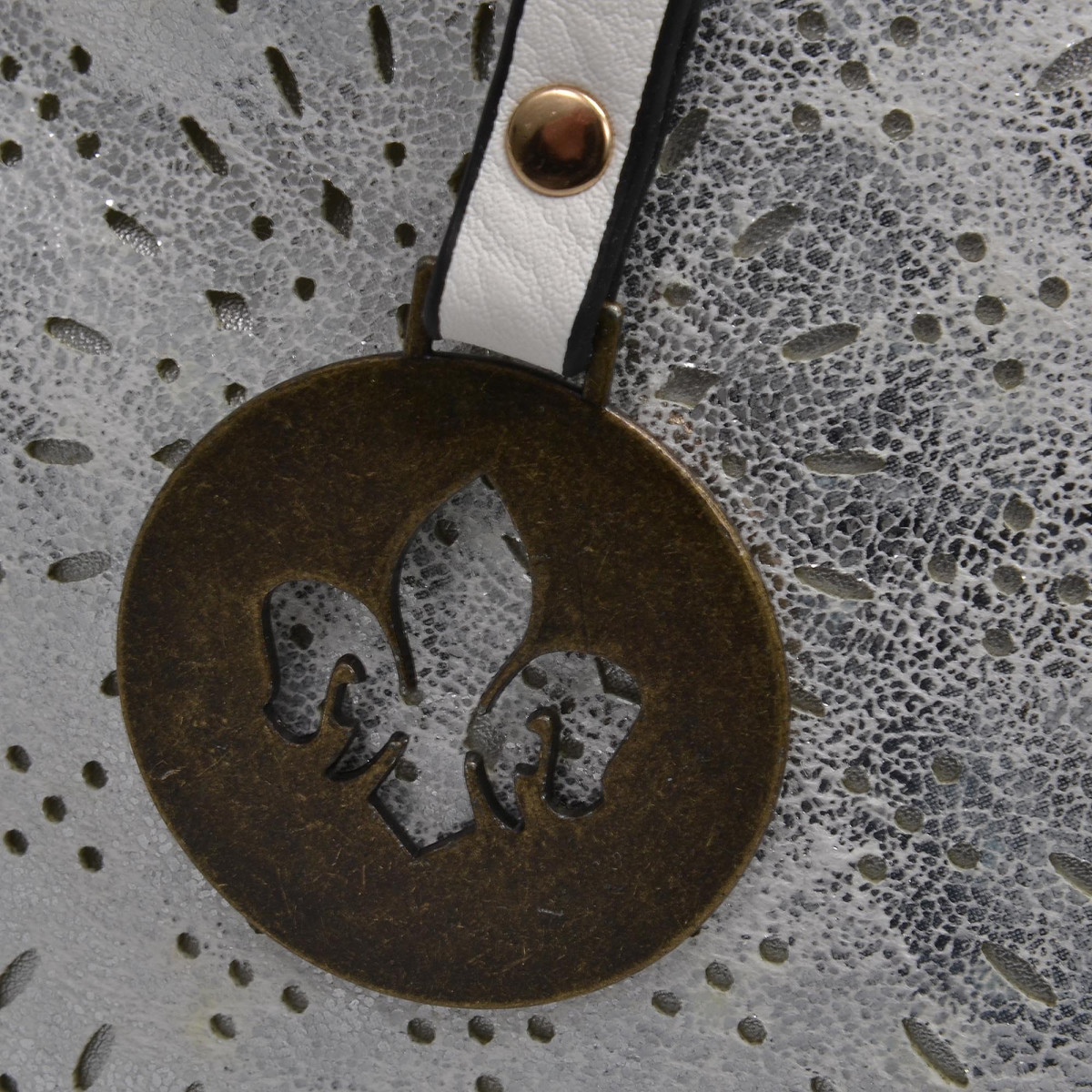 detail Dámská kabelka RIEKER H1456/90 SILVER/WEISS F/S 8