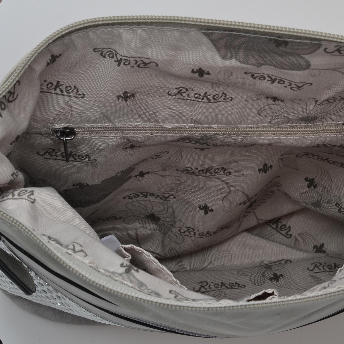 detail Dámská kabelka RIEKER H1113-42 GRAU F/S 9