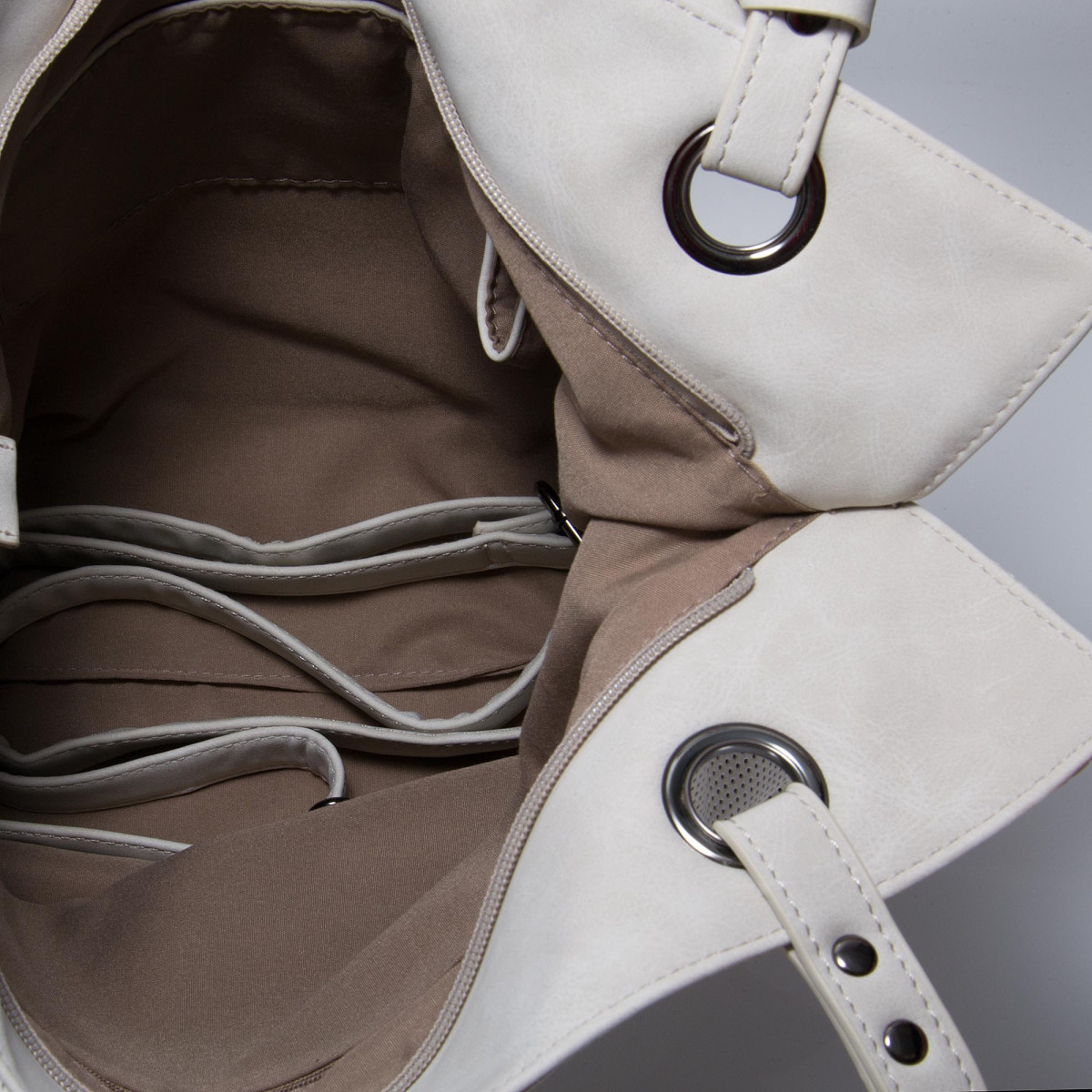 detail Dámská kabelka REMONTE Q0387-60 WEISS F/S 9