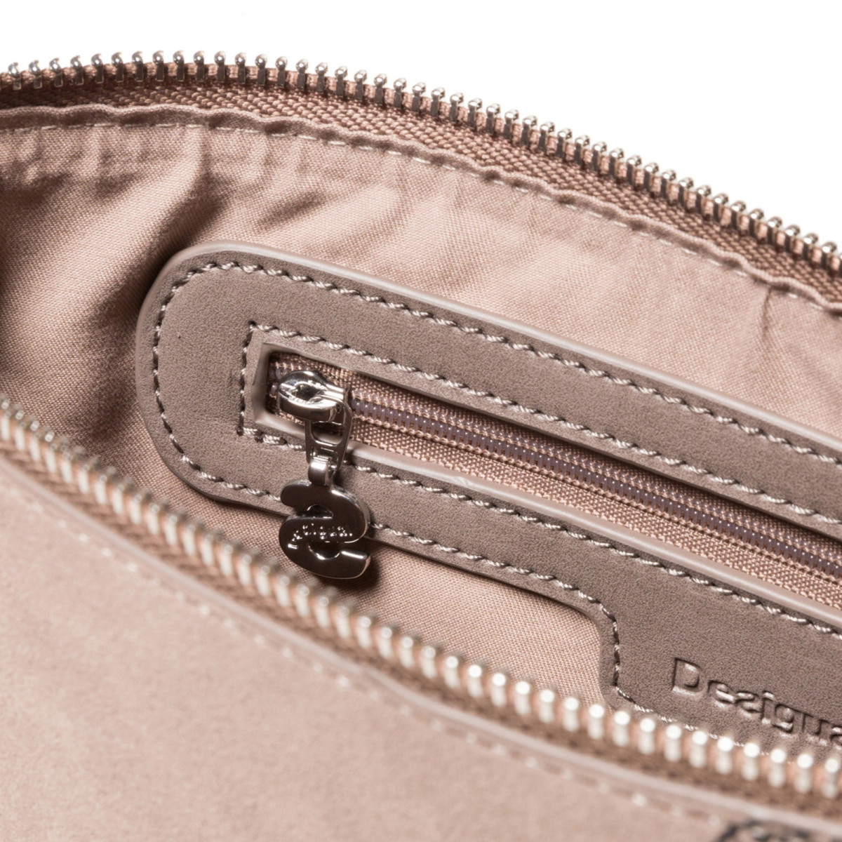 detail Dámská kabelka DESIGUAL DES-2019153-W9 béžová