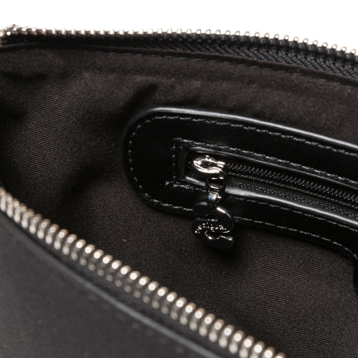 detail Dámská kabelka DESIGUAL 19WAXPCY/ 2000 BLACK DESIGUAL